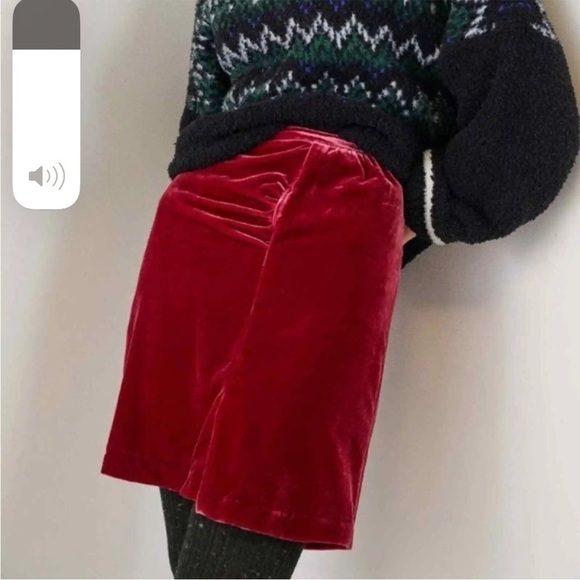 NWT Anthropologie Montie Velvet Ruched Mini Skirt - Picture 2 of 9